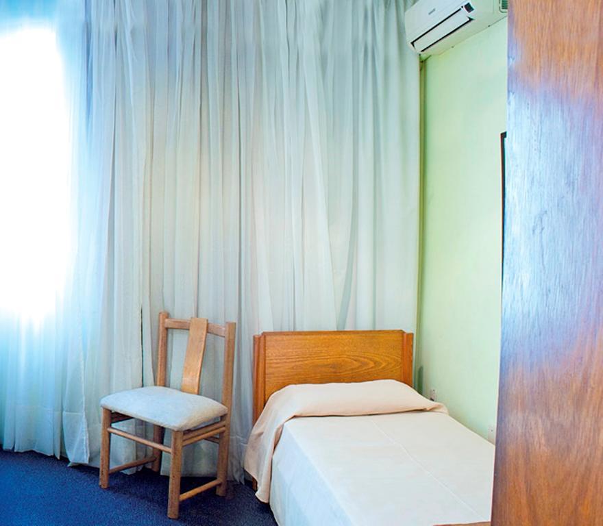 Hotel Balfer Montevideo Oda fotoğraf